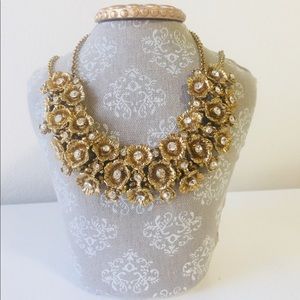 NWOT. Gold and Diamond Exclusive Neckpiece